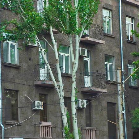 Прекрасная 4-Ех Комнатная Квартира В Самом Центре Yerevan Bagian luar foto