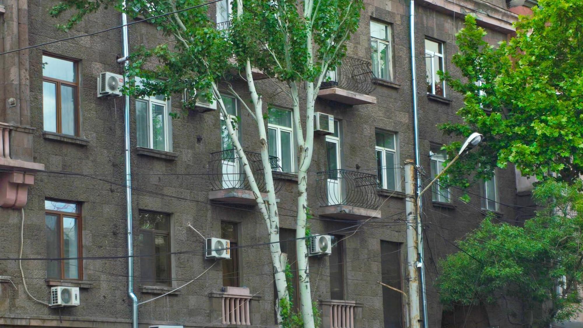 Прекрасная 4-Ех Комнатная Квартира В Самом Центре Yerevan Bagian luar foto
